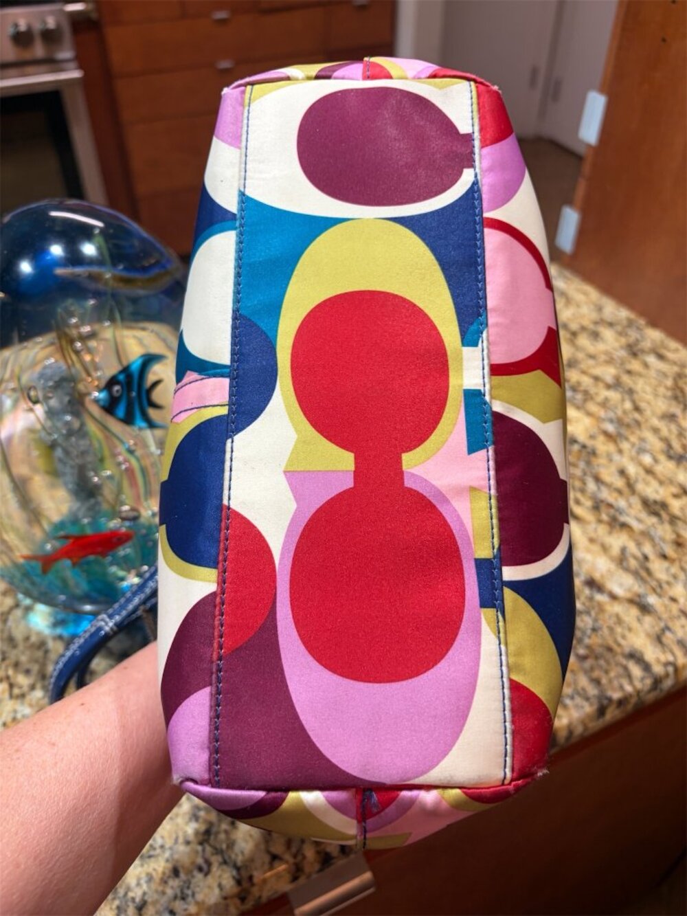 COACH VINTAGE Y2K OP ART SIGNATURE SCARF PRINT SATIN TOTE/SHOULDER BAG - EUC - Picture 3 of 7